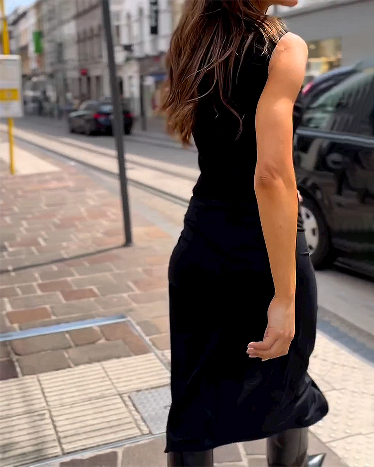Viana | Sleeveless Mock Neck Midi Dress