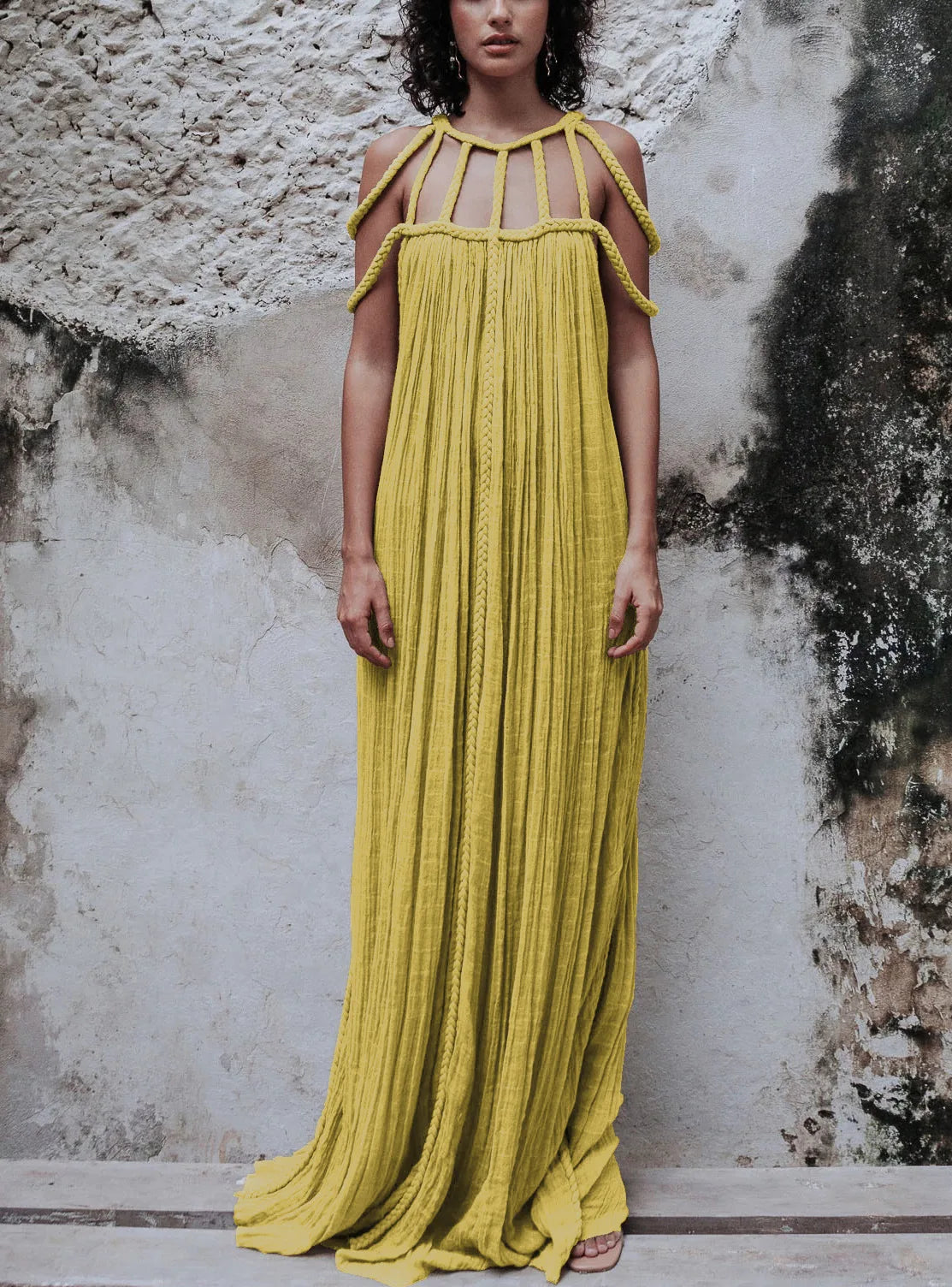 Nuriya | Maxi Dress Sleeveless Strappy Pleated Flowing