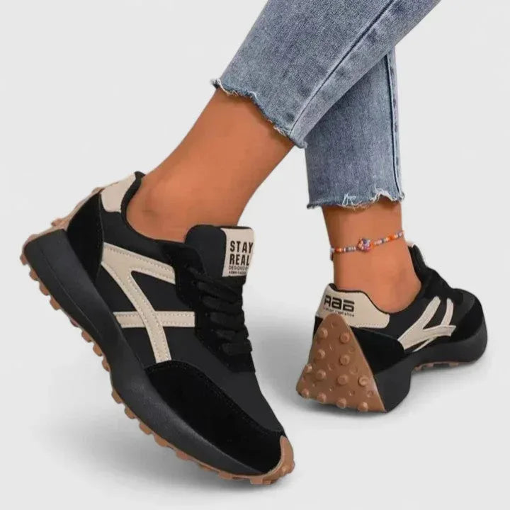 Ortwin | Sneakers With Lace-Up Closure and Contrast Panels