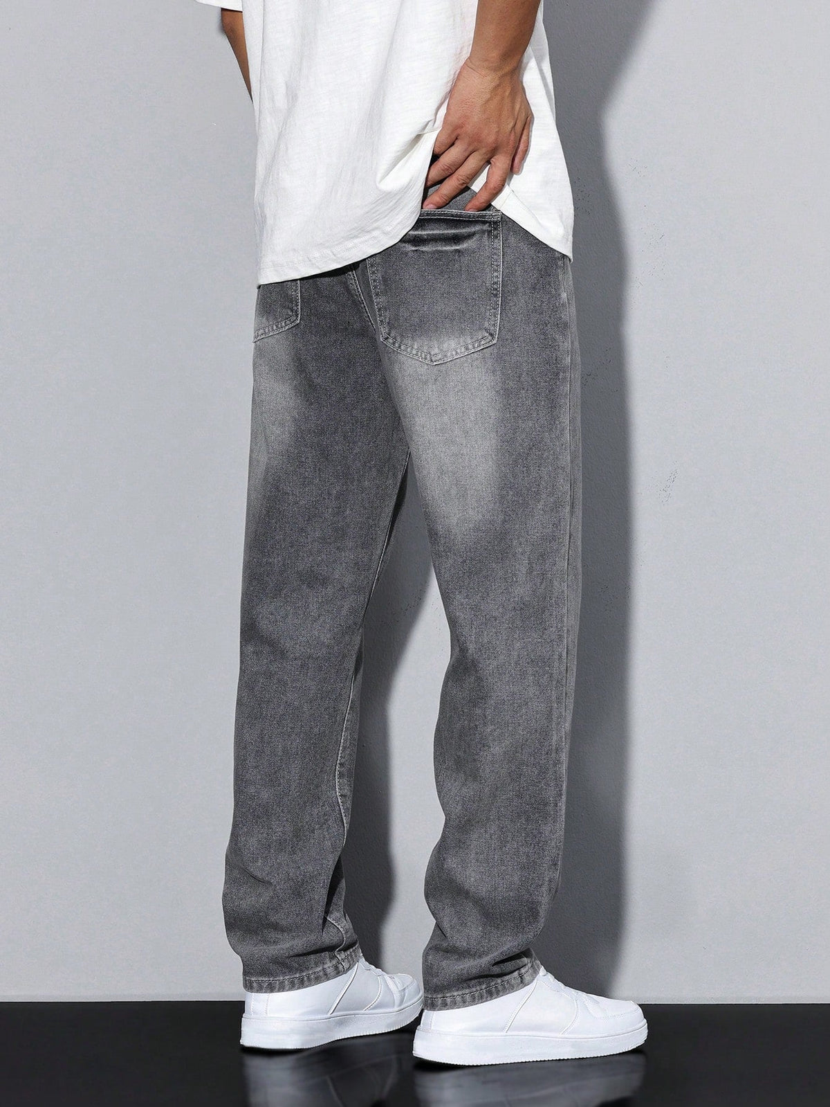 Eugene | Jeans With Relaxed Fit and Faded Finish