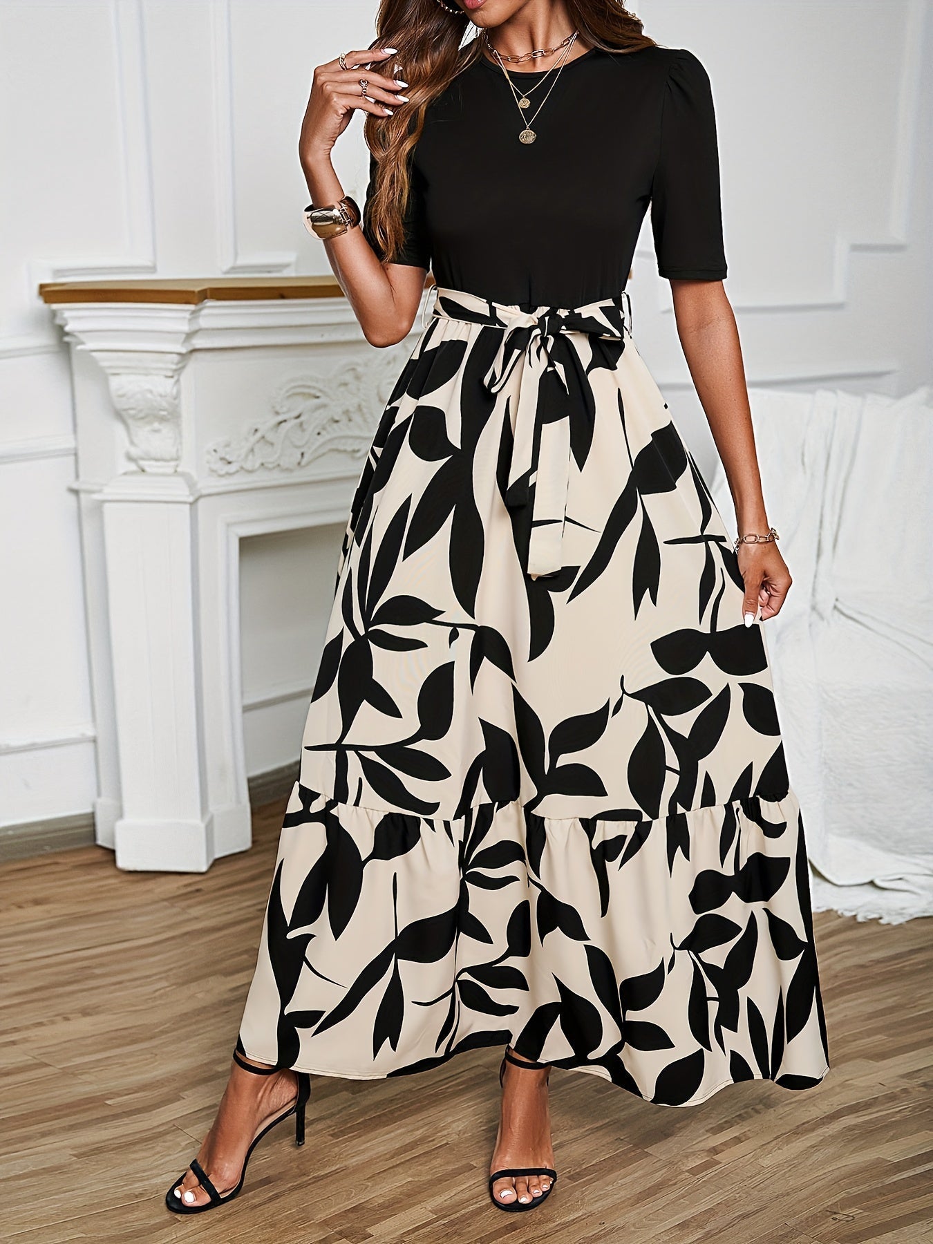 Nuray | Dress with Floral Skirt and Tie Waist