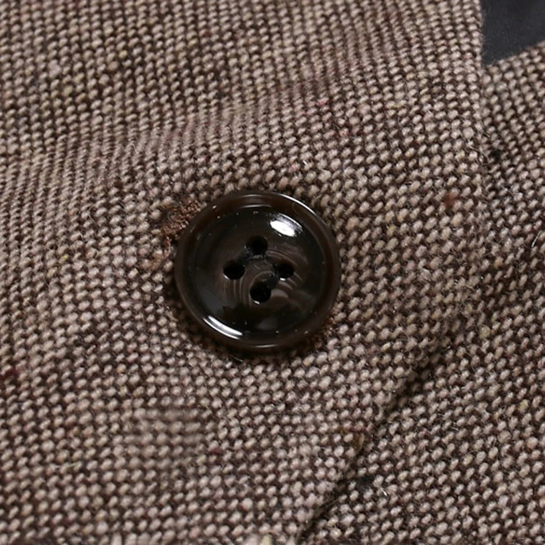 Enrico | Vest With Textured Weave and Contrast Pockets