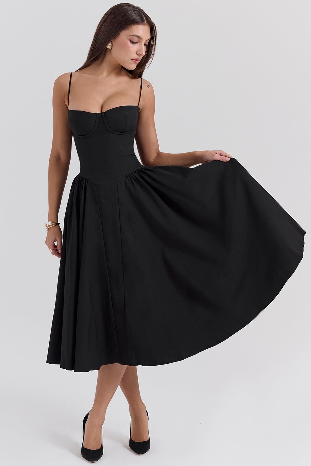 Maissa | Sleeveless Sweetheart Neck Midi Dress