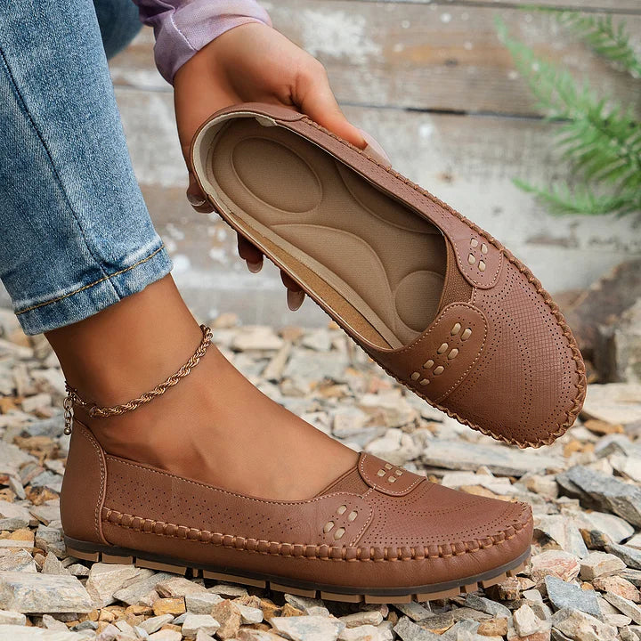 Gerdien | Slip On Loafers Perforated Round Toe