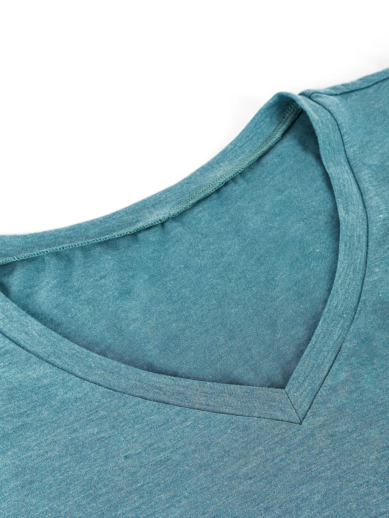 Kizzy | V-Neck Puff Sleeve T-Shirt