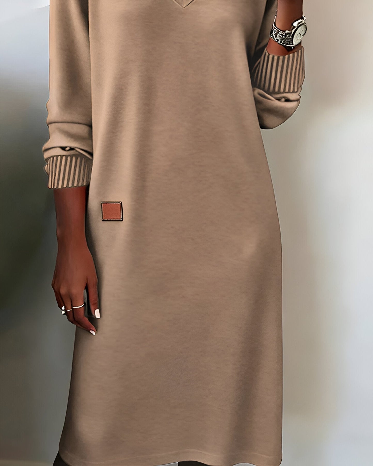 Lilly | Knit Long Sleeve V-Neck Midi Dress