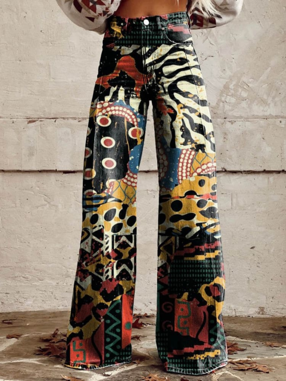 TARSILLA | Pants with Abstract Art Wide-Leg Cut
