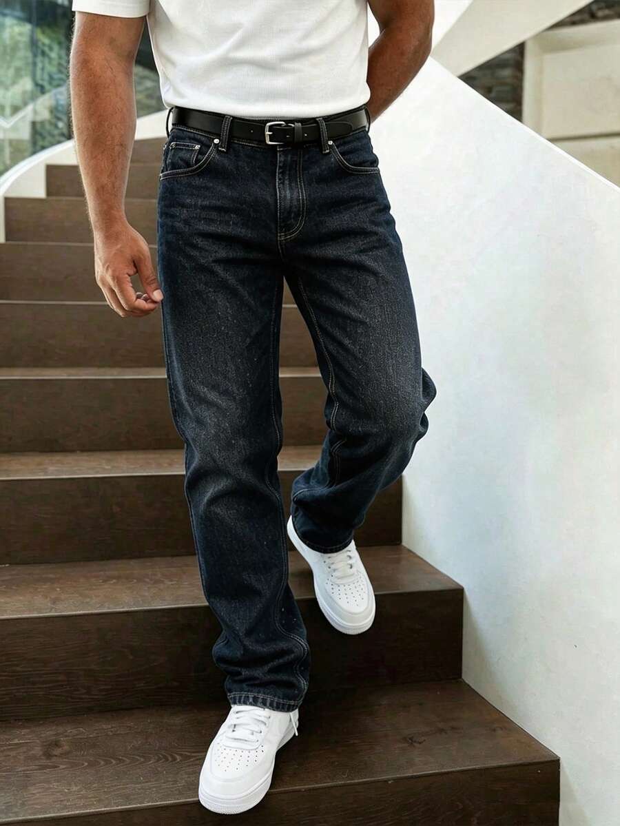 Nicholas | Jeans with Straight Legs and Faded Wash