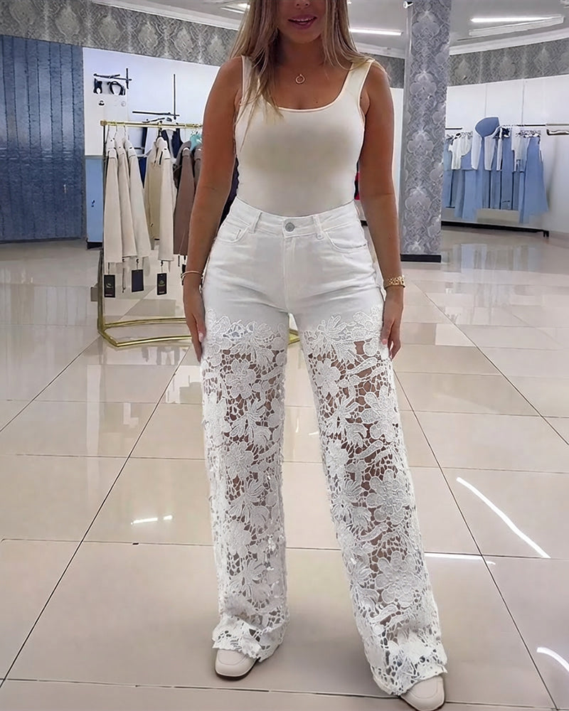 Erija | Jeans with High Waist and Floral Lace