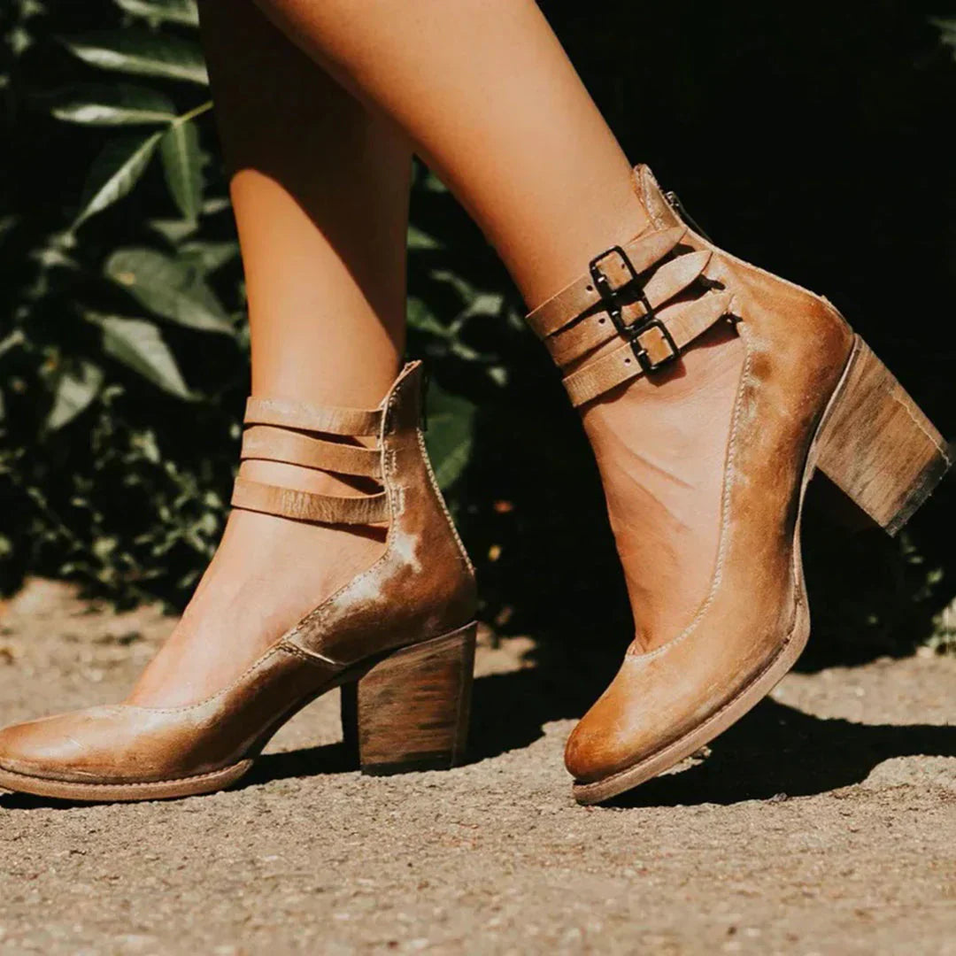 Steffie – Wooden Block Heel Ankle Strap Pumps