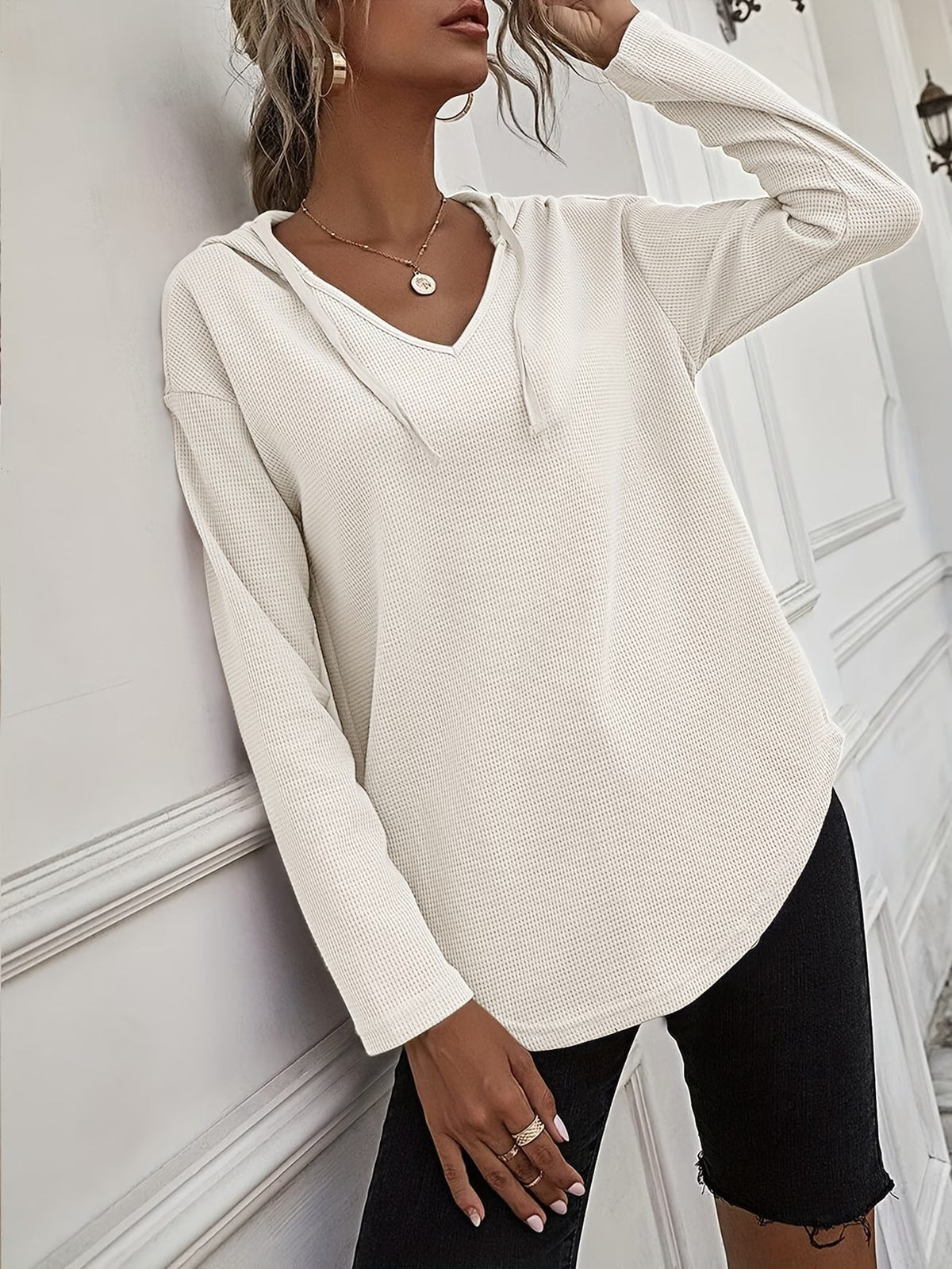 Laurette | Long Sleeve V-Neck Hoodie with Hood