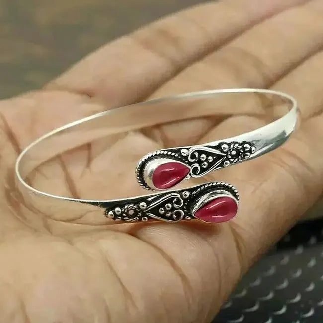 Rovik | Open Cuff Bracelet with Teardrop Stones