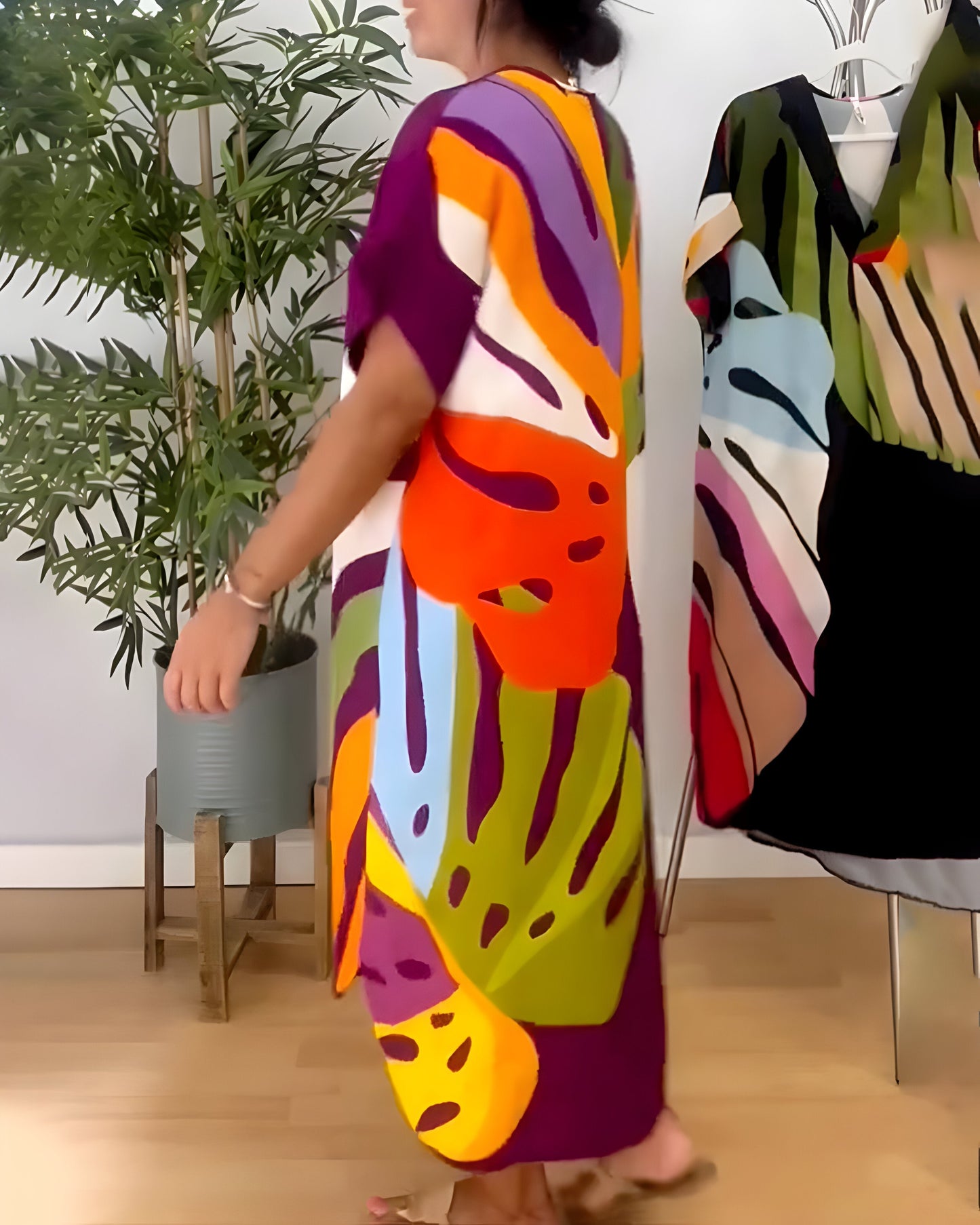 Ailsa | Abstract Print V-Neck Midi Kaftan Dress