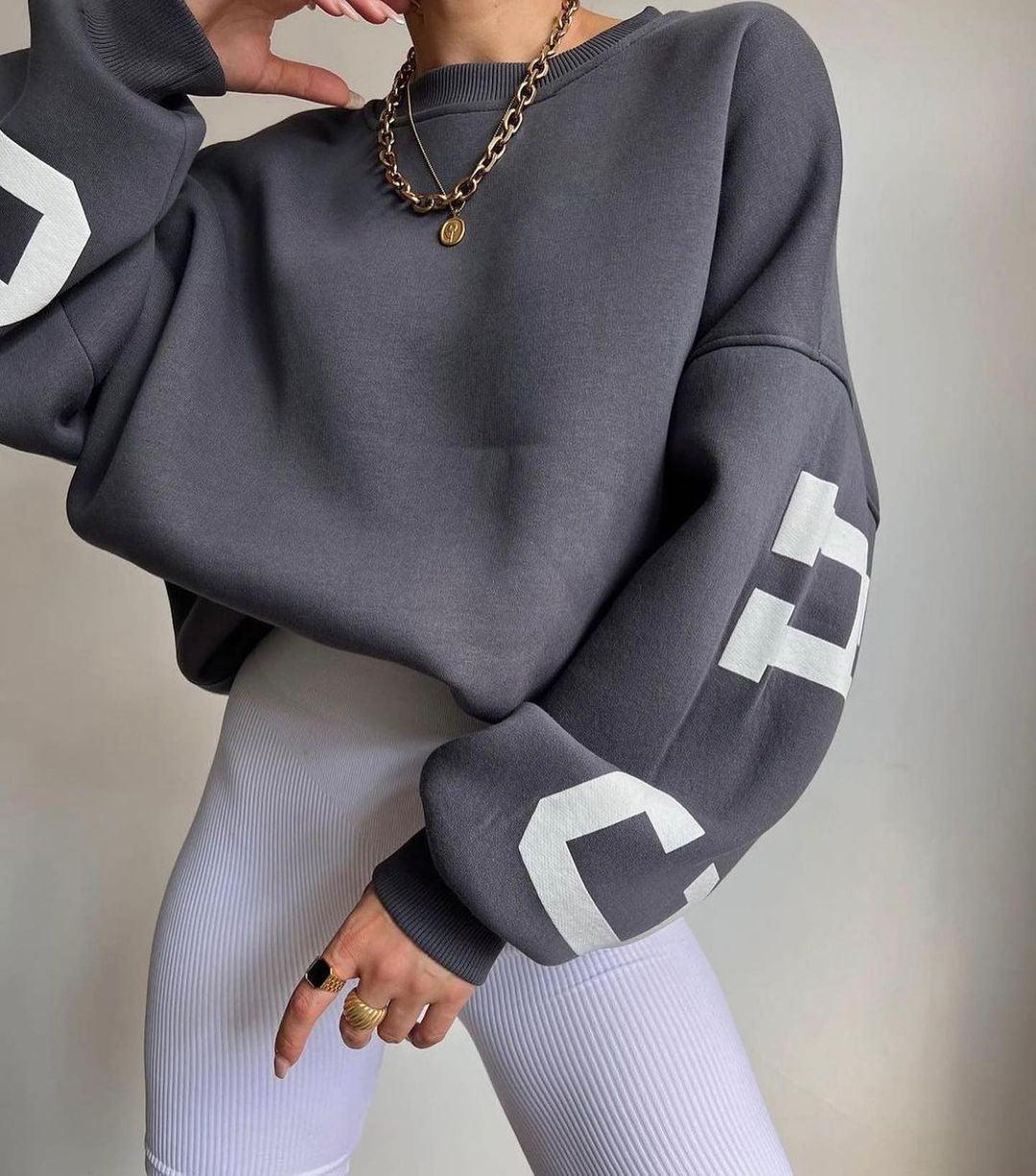 Alara | Sweater with Graphic Print and Long Sleeves