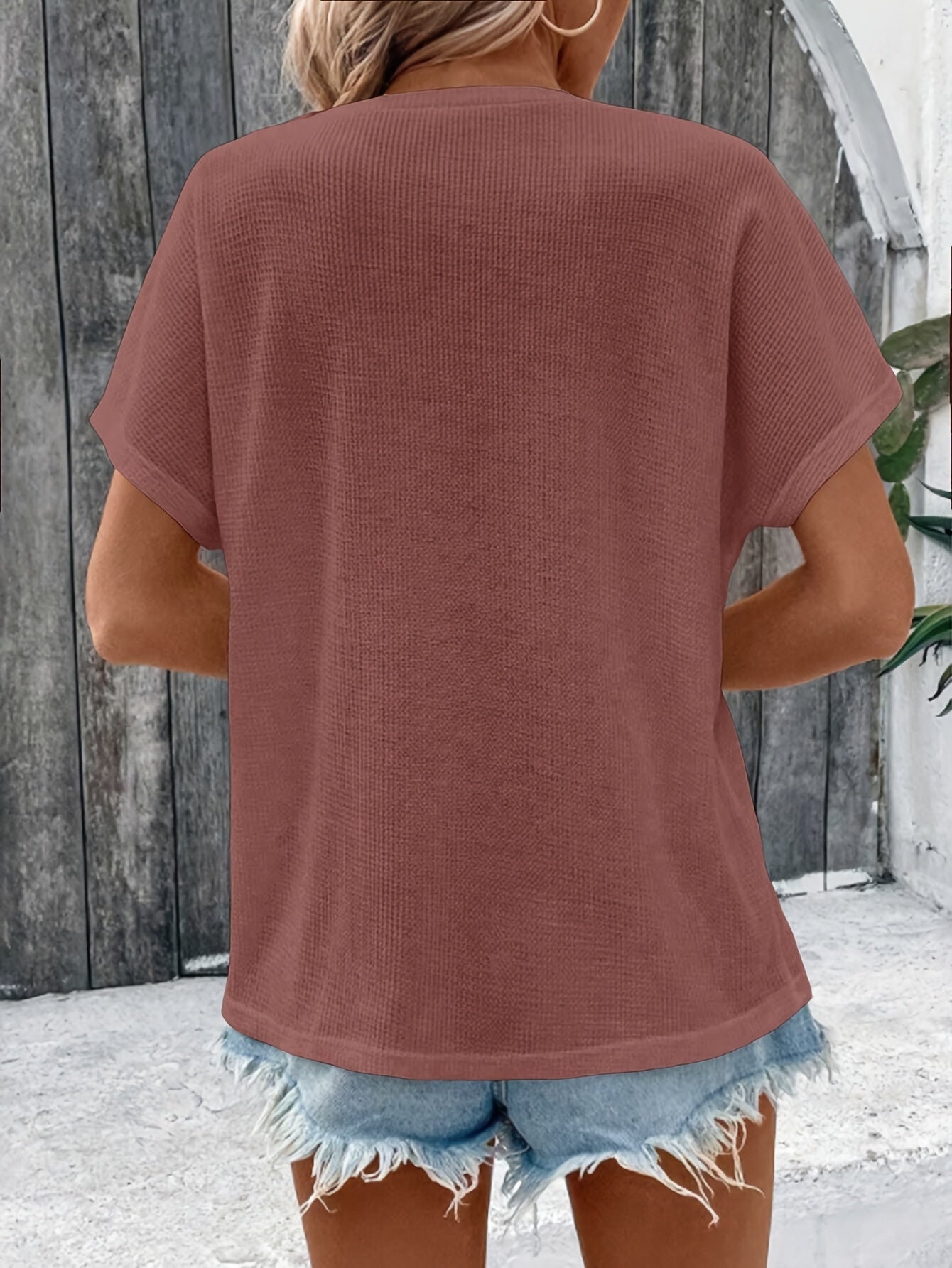 Marylou | Crew Neck Button Front Short Sleeve Top