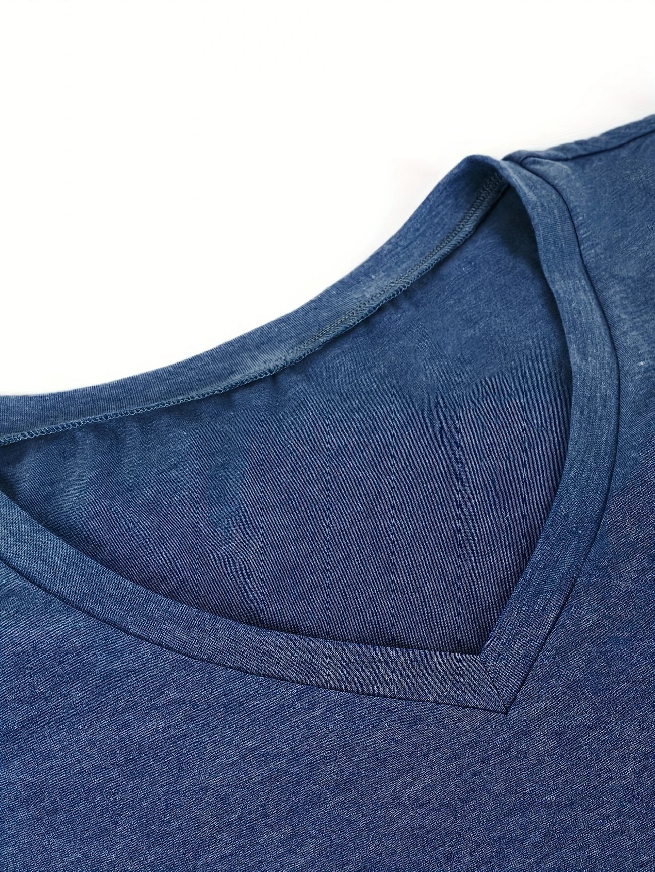 Kizzy | V-Neck Puff Sleeve T-Shirt