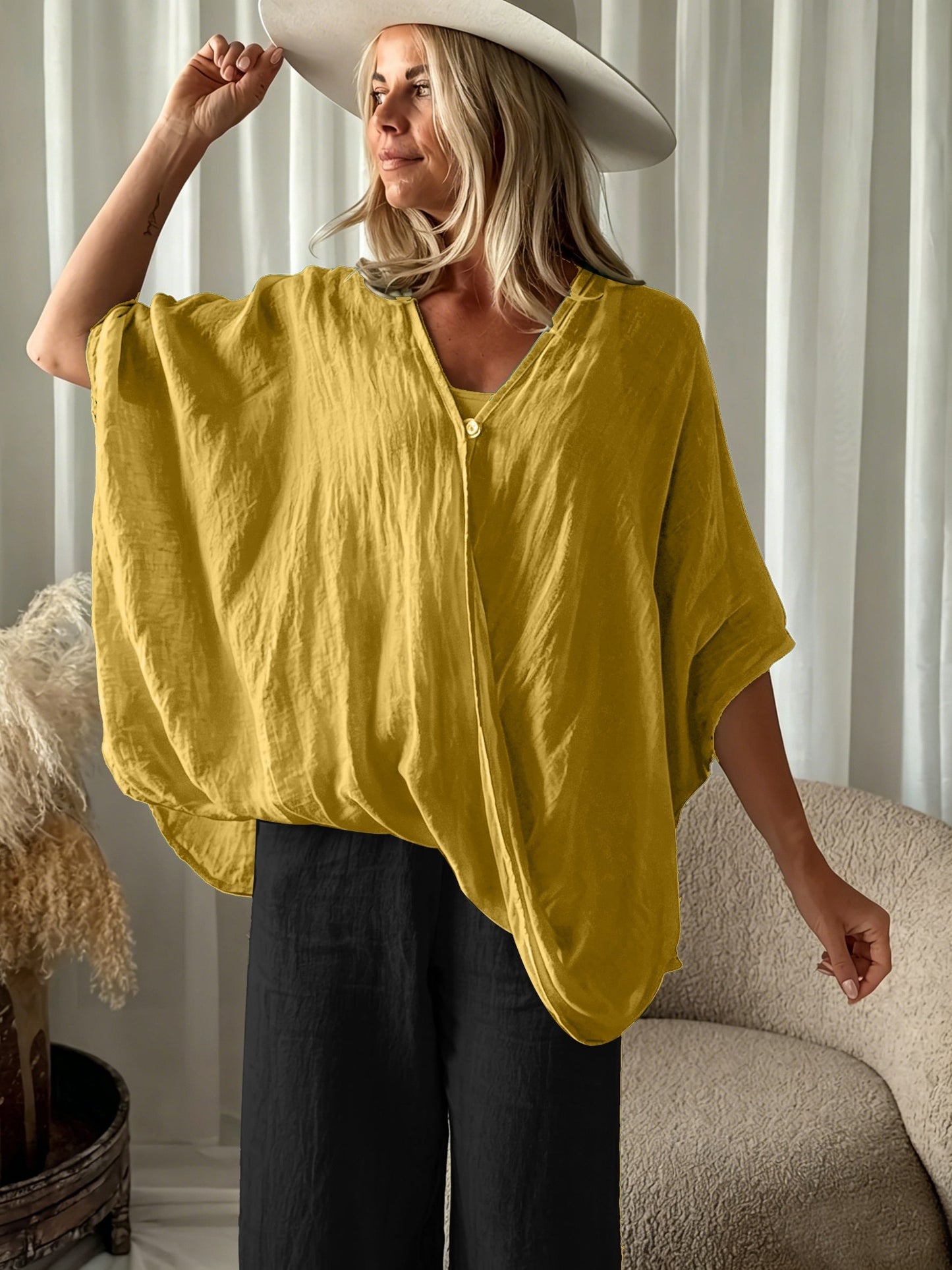 Amara | Bohemian Blouse with Loose Sleeves