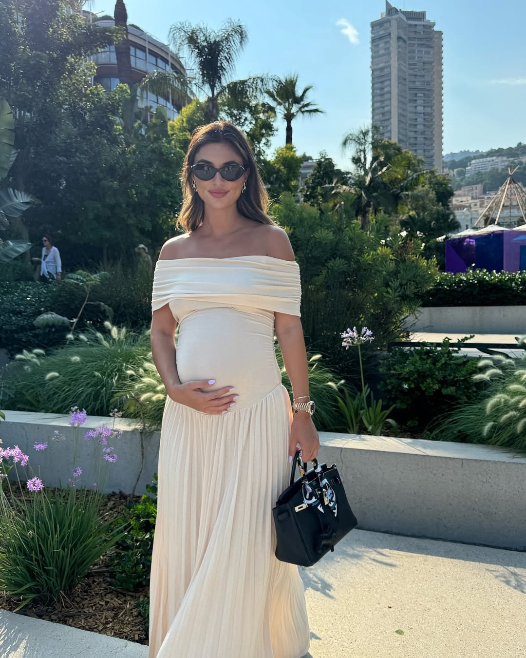 Kapral | Maxi Dress Cream Off-Shoulder Sleeveless Pleated