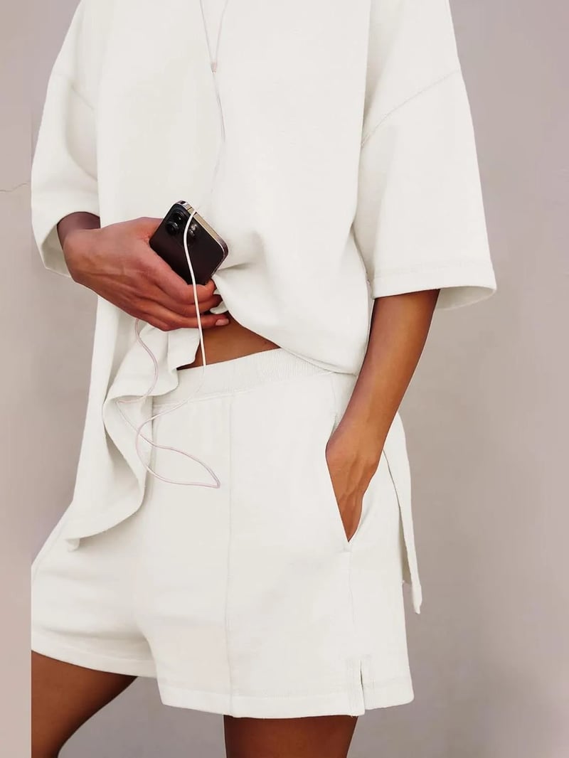 Iselin | Two-Piece Round Neck Shorts Set
