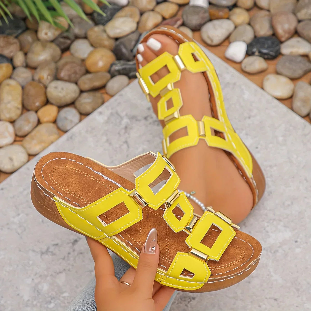 Norika | Open Toe Cutout Slide Sandals