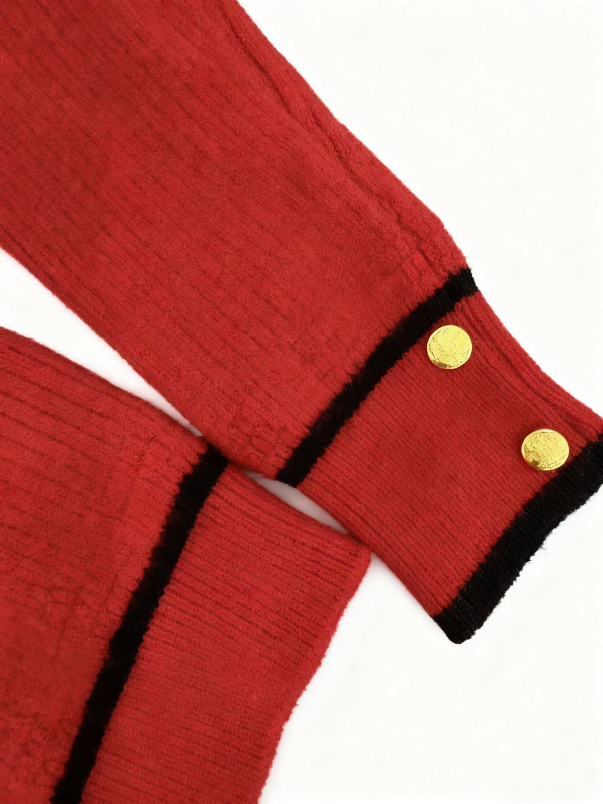 Roweina | Long Sleeve Contrast Trim Button Sweater