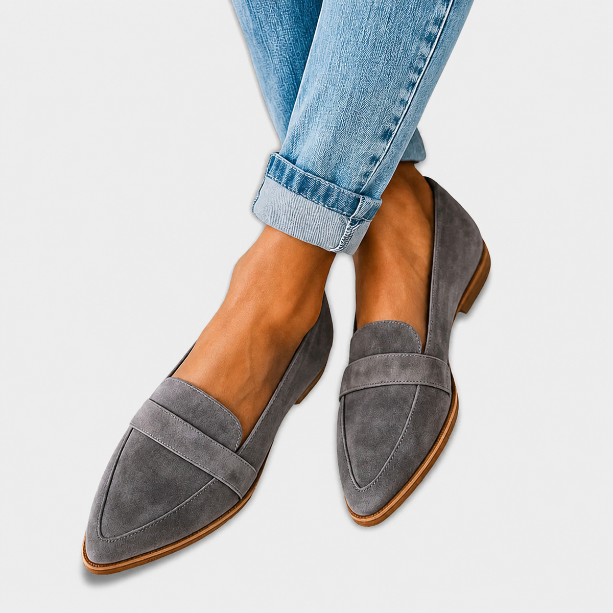 Brunhilde | Loafers With Pointed Toe and Front Strap