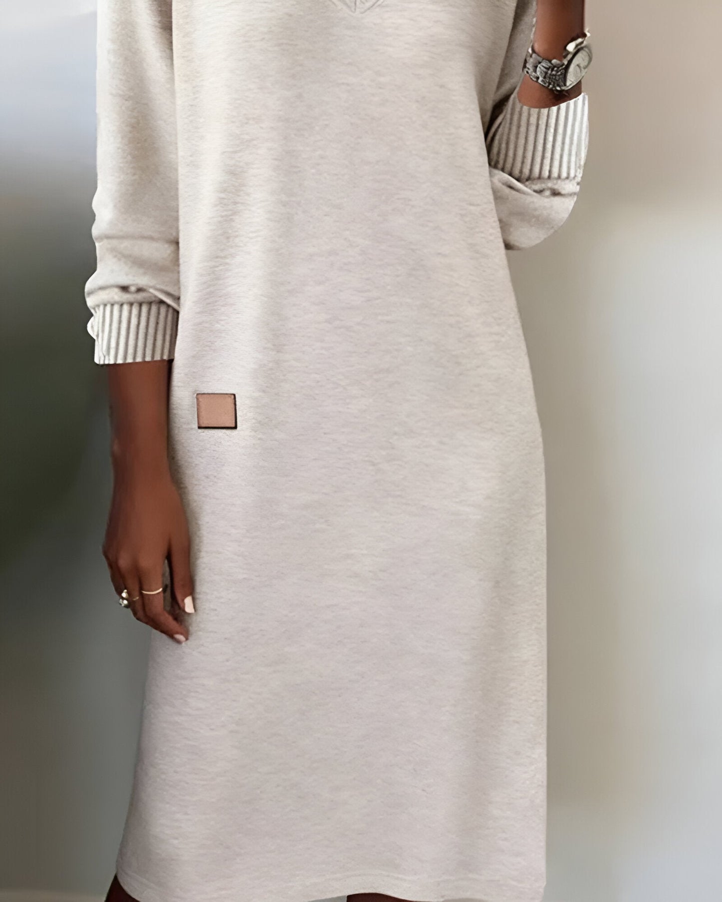 Lilly | Knit Long Sleeve V-Neck Midi Dress