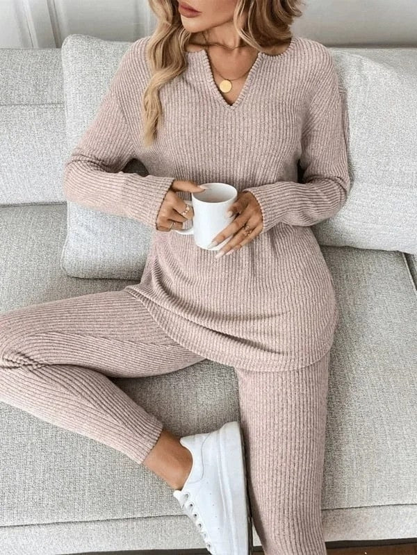 Renfri | Ribbed Knit V-Neck Two-Piece Set