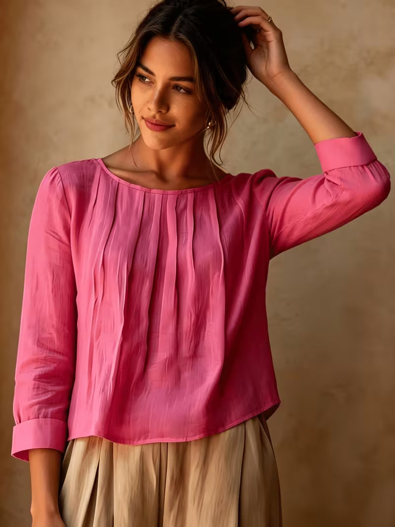 Gelina | Blouse with Round Neck and Front Pleats