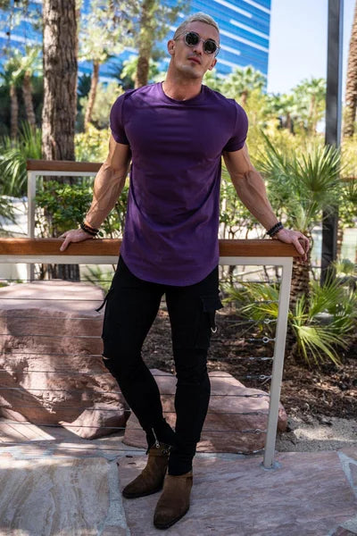 Maxwell - Curved Hem Crewneck T Shirt