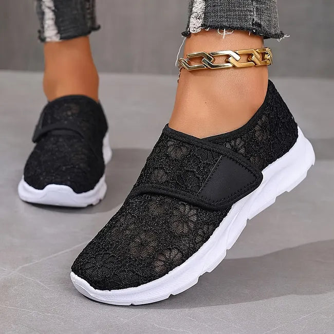 Tonjaa | Lace Floral Slip-On Walking Sneakers