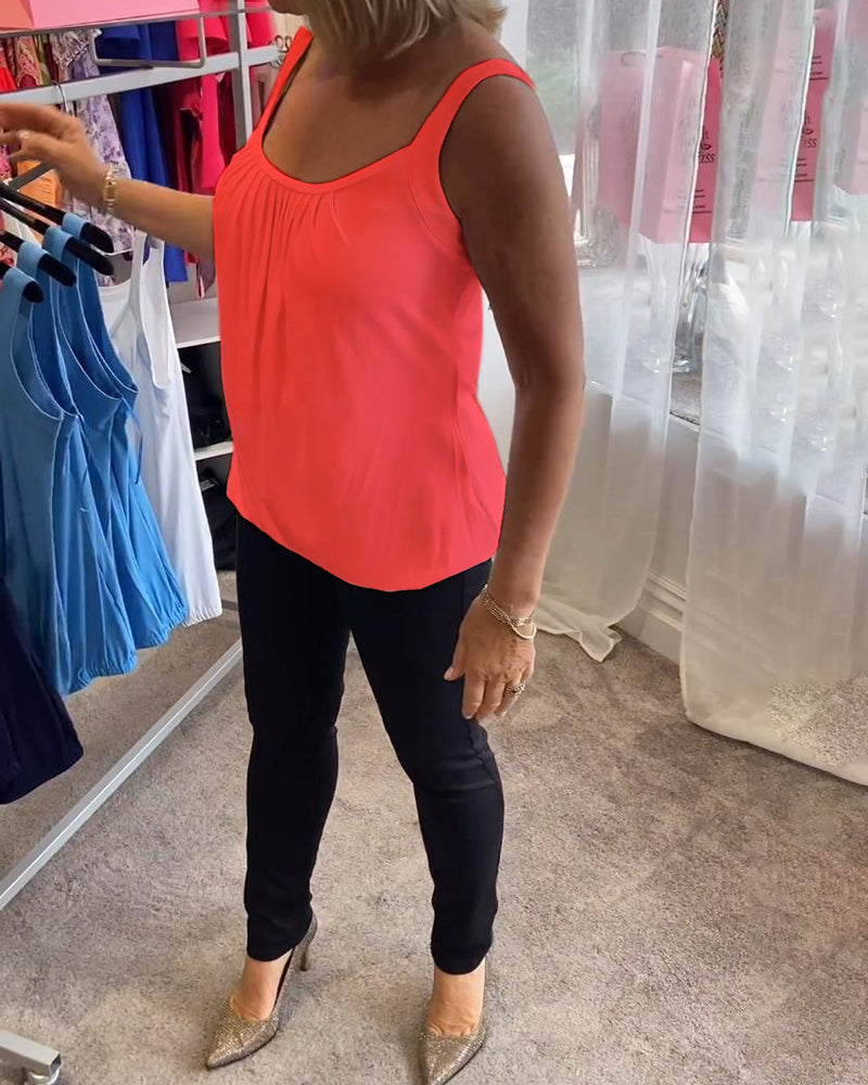 Hanner - Pleated Sleeveless Scoop Neck Tank Top