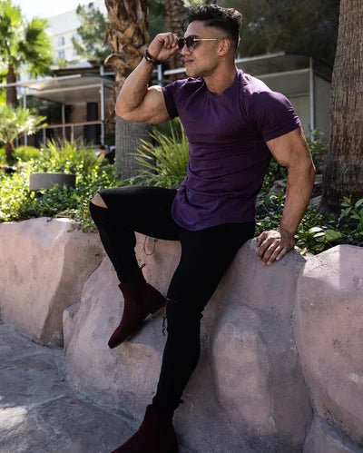 Maxwell - Curved Hem Crewneck T Shirt