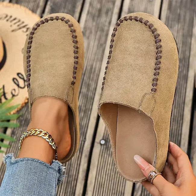 Wendi | Slip-On Closed Toe Suede Clogs