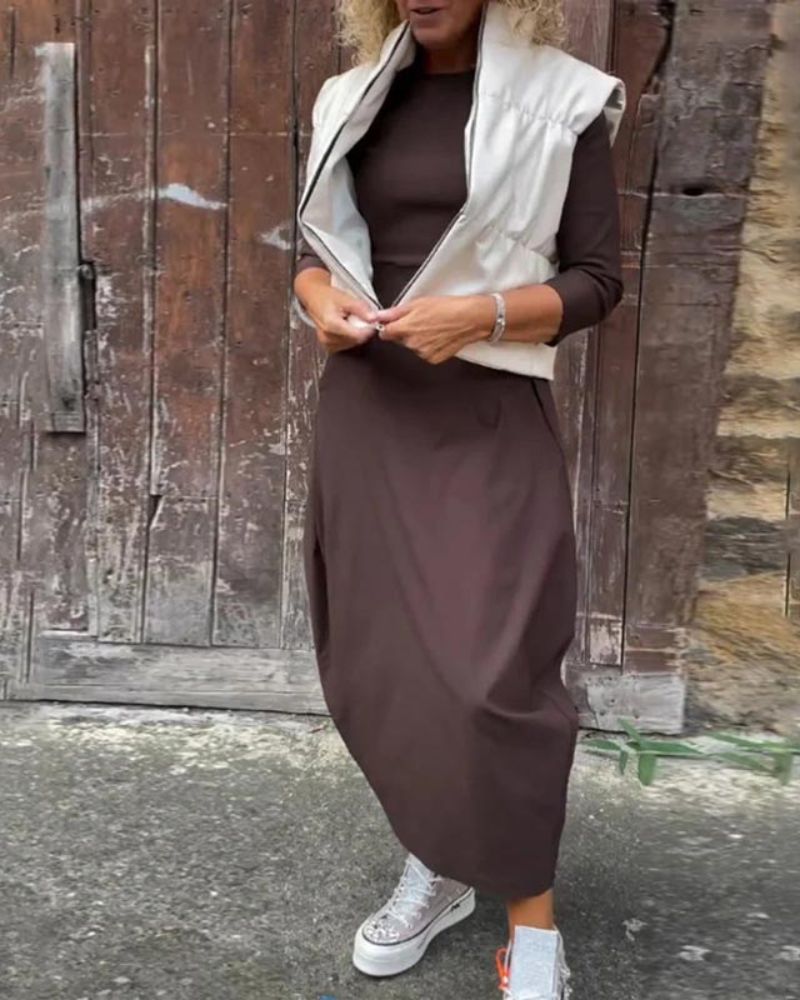 Magdana | Midi Dress with Three Quarter Sleeves