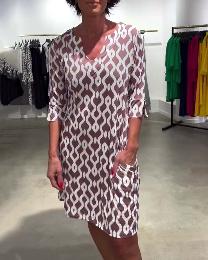 Jacqueline | Printed V-Neck Three-Quarter Sleeve Dress