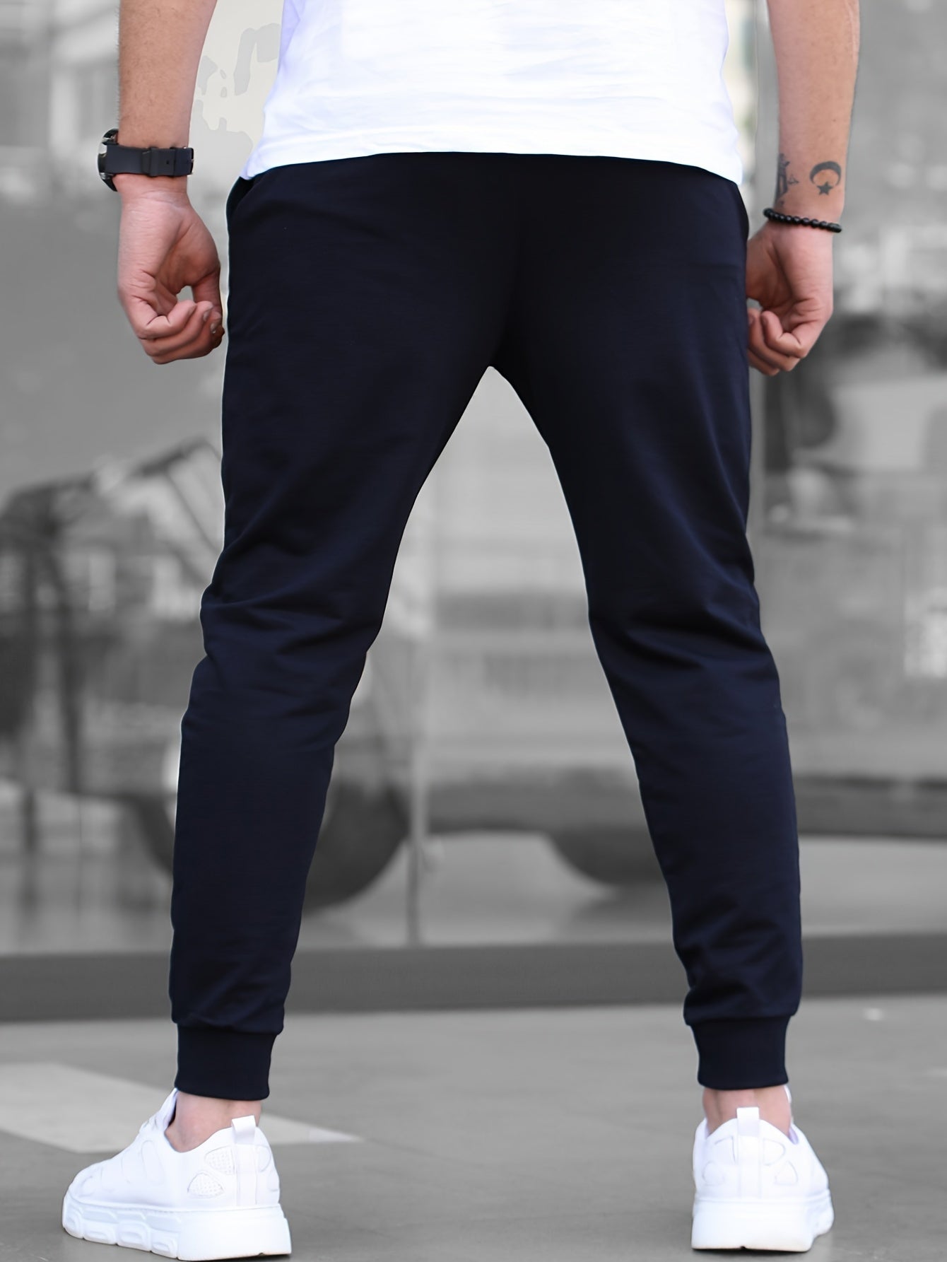 Cleiton | Drawstring Tapered Jogger Trousers