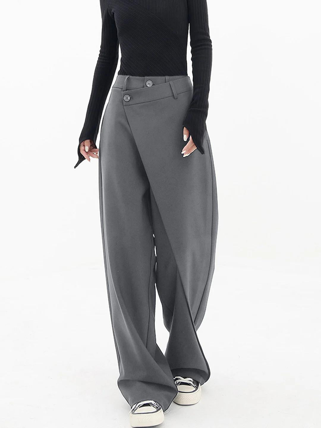 Briia | Baggy Pants with Button Detail in Black