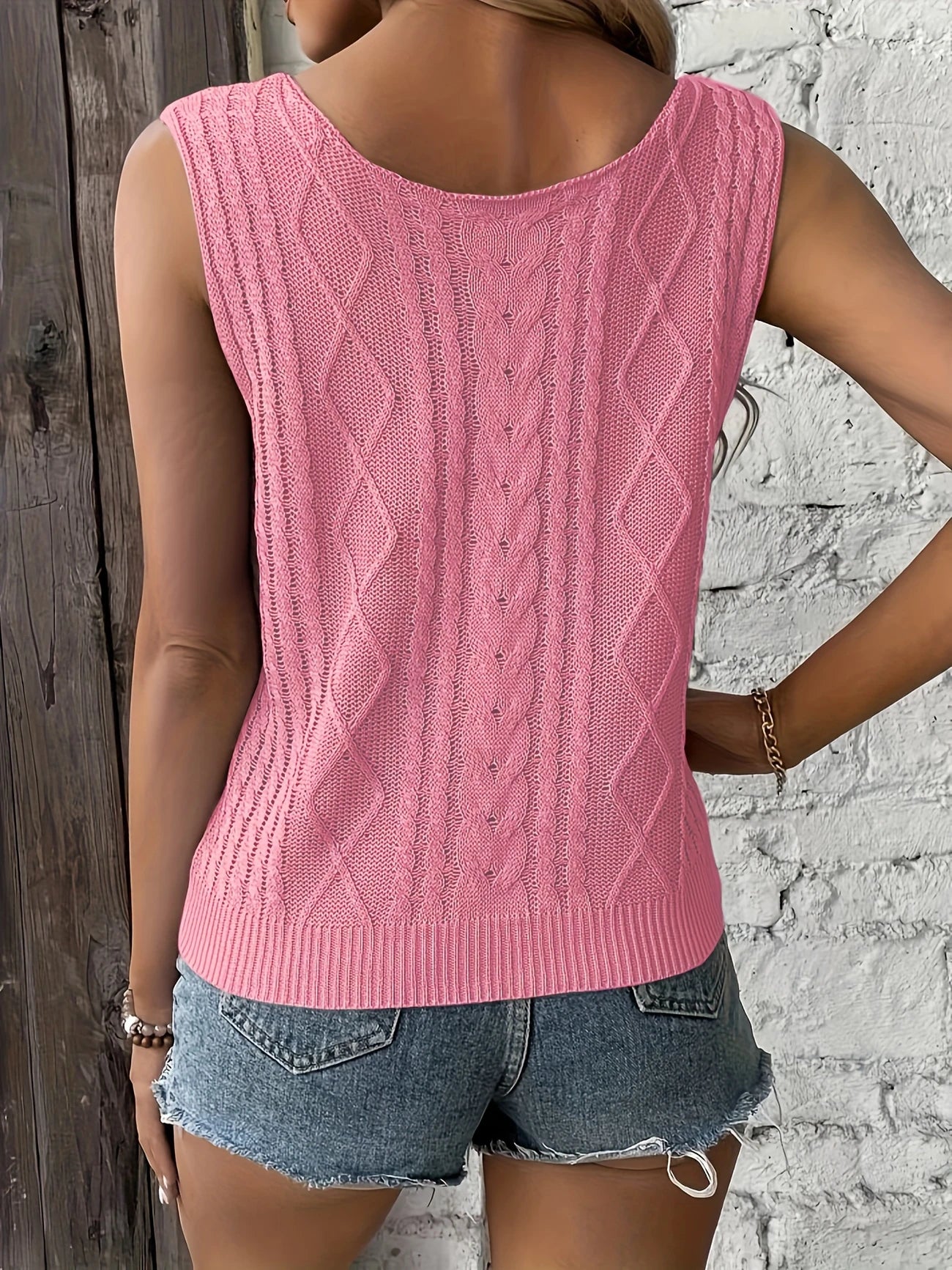 Juno | Sleeveless Cable Knit V-Neck Sweater Top