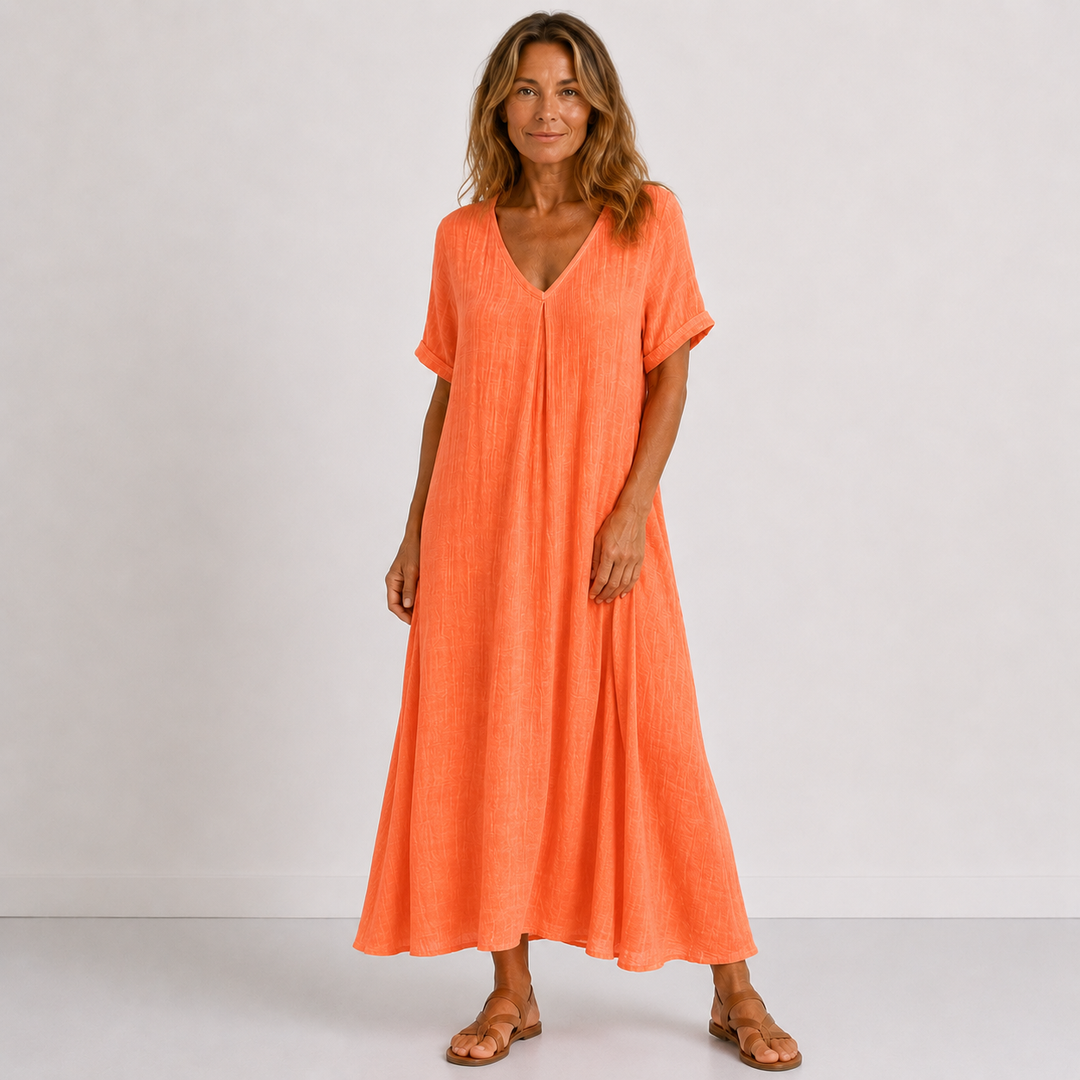 Julessa | V-Neck Short Sleeve Flowing Maxi Dress
