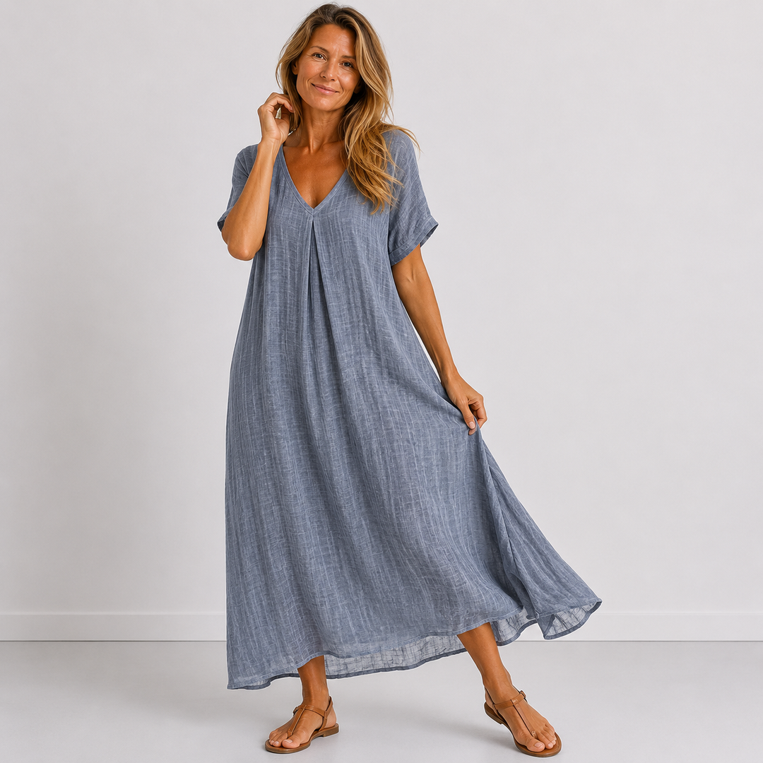 Julessa | V-Neck Short Sleeve Flowing Maxi Dress