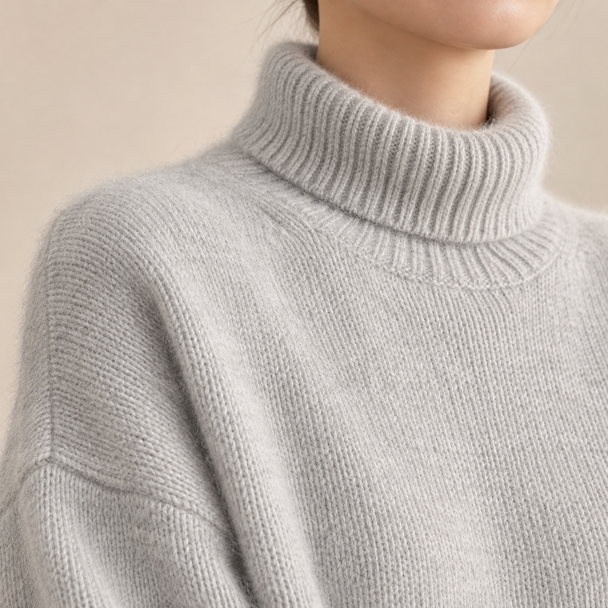 Rosella | Sweater With Ribbed Turtleneck and Relaxed Fit