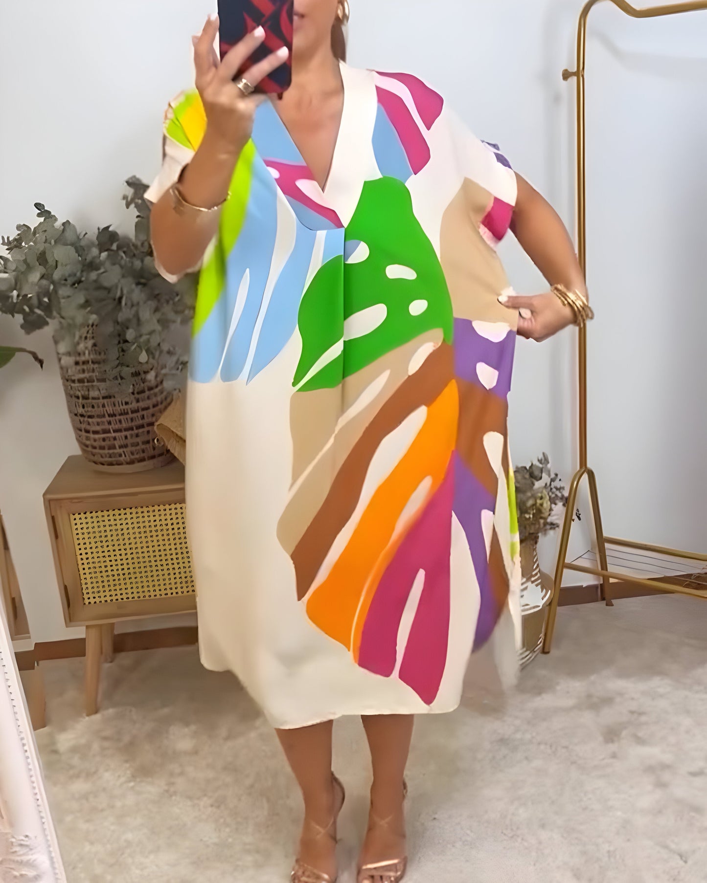 Ailsa | Abstract Print V-Neck Midi Kaftan Dress