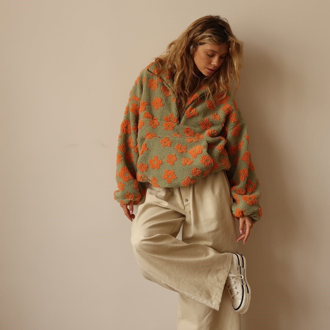 Elisabete | Pullover With Floral Pattern and Half Zipper