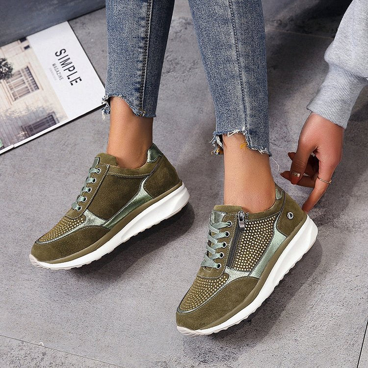 Gertie | Sneakers With Side Zippers and Metallic Accents