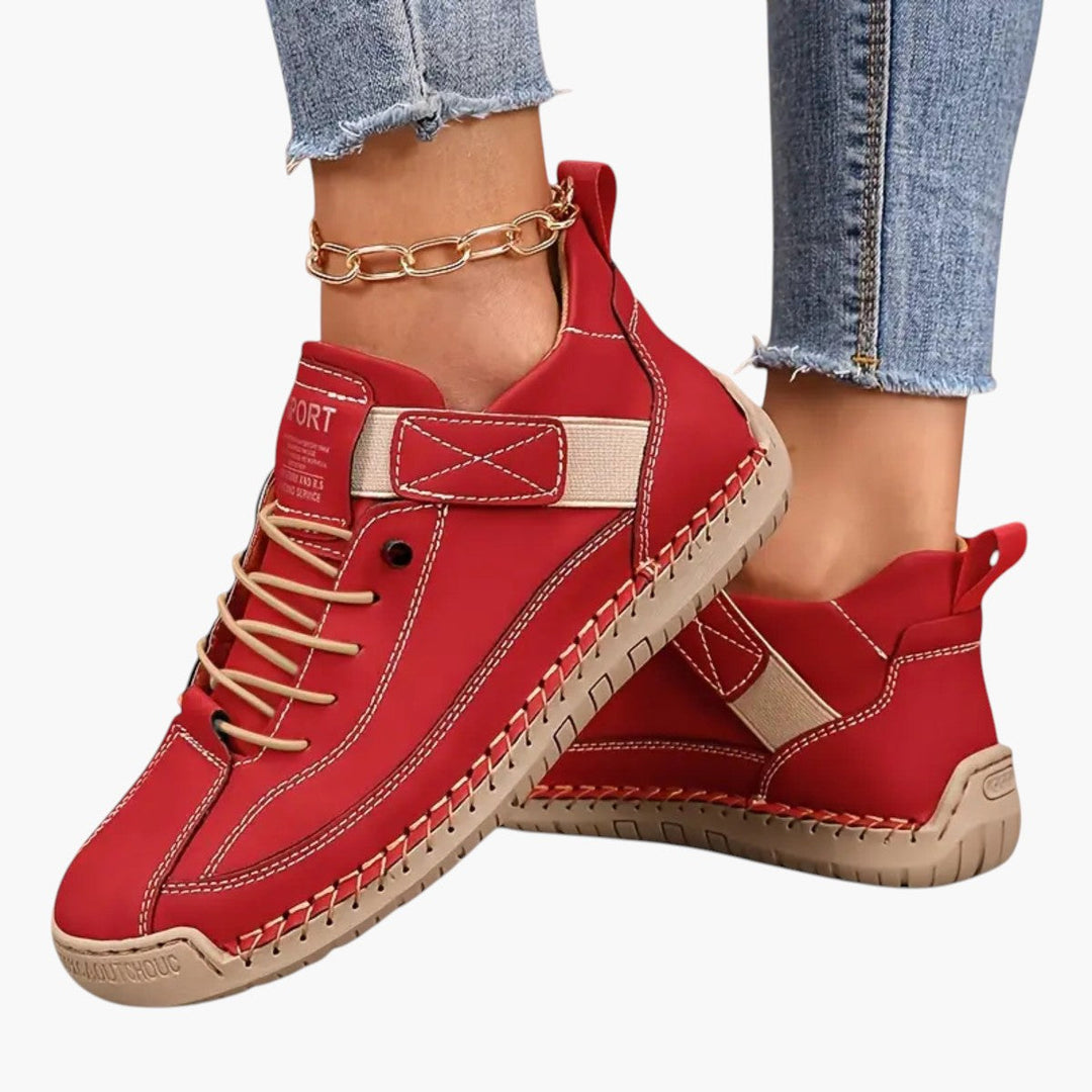 Rosenda | Sneakers With Laces and Contrast Edge Stitching