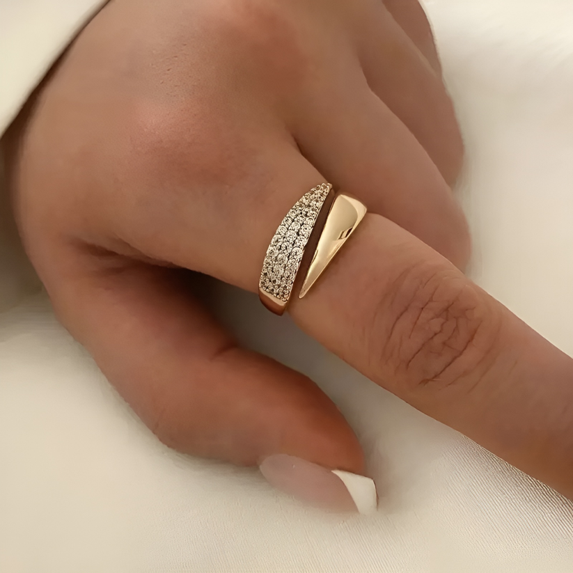 Florie - Pavé Wrap Statement Ring Set
