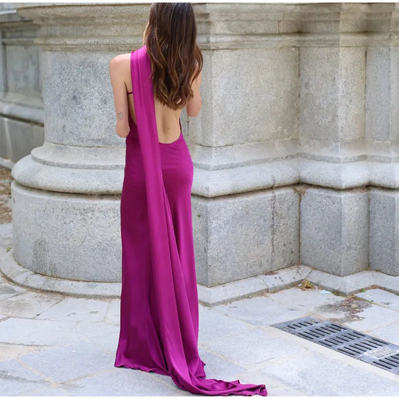 Lucila - Halter Neck Backless Maxi Dress