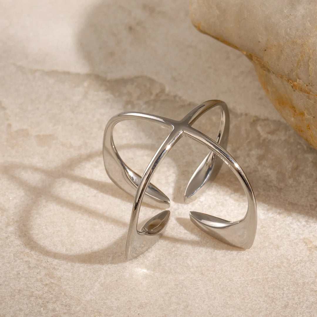 Gerti | Open Leaf Design Statement Ring