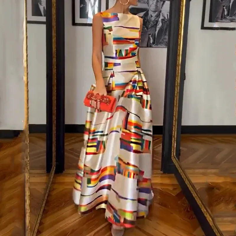 Vivien | Maxi Dress Geometric Print Open Back